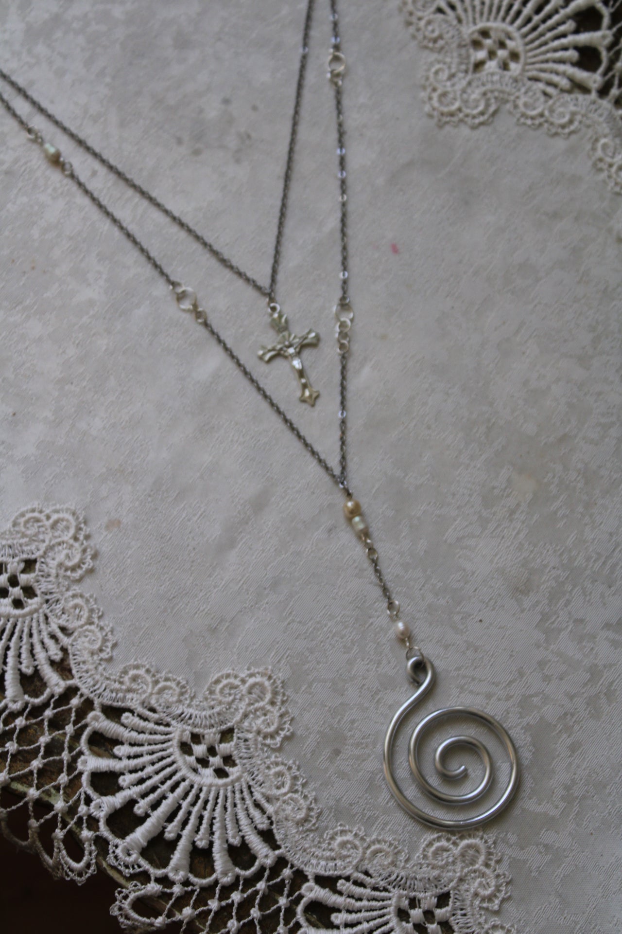 The Spiral X Cross Rosmary beads🪽