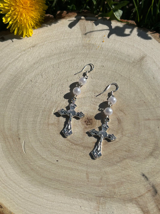 The Cross Drop Earrings🤍