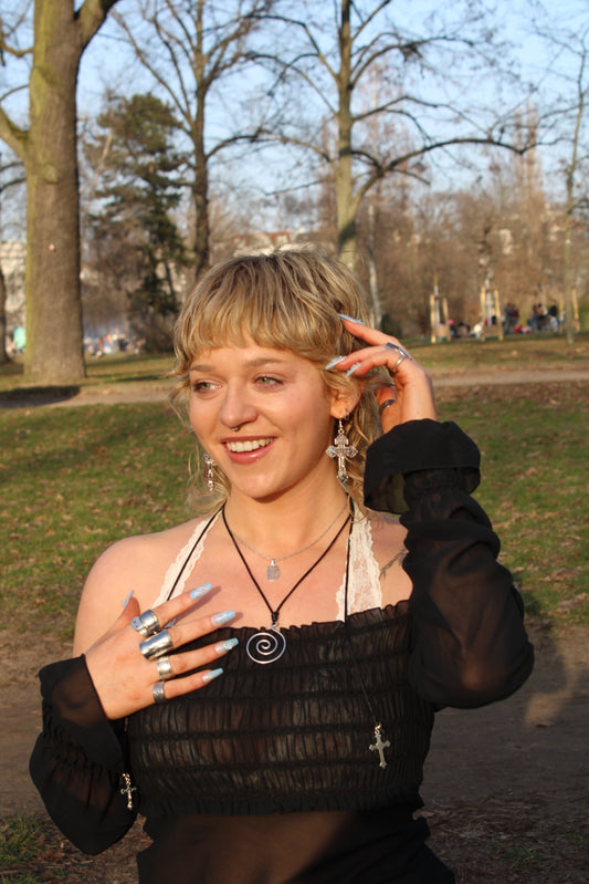 The Statement Cross Earrings❤️🔥