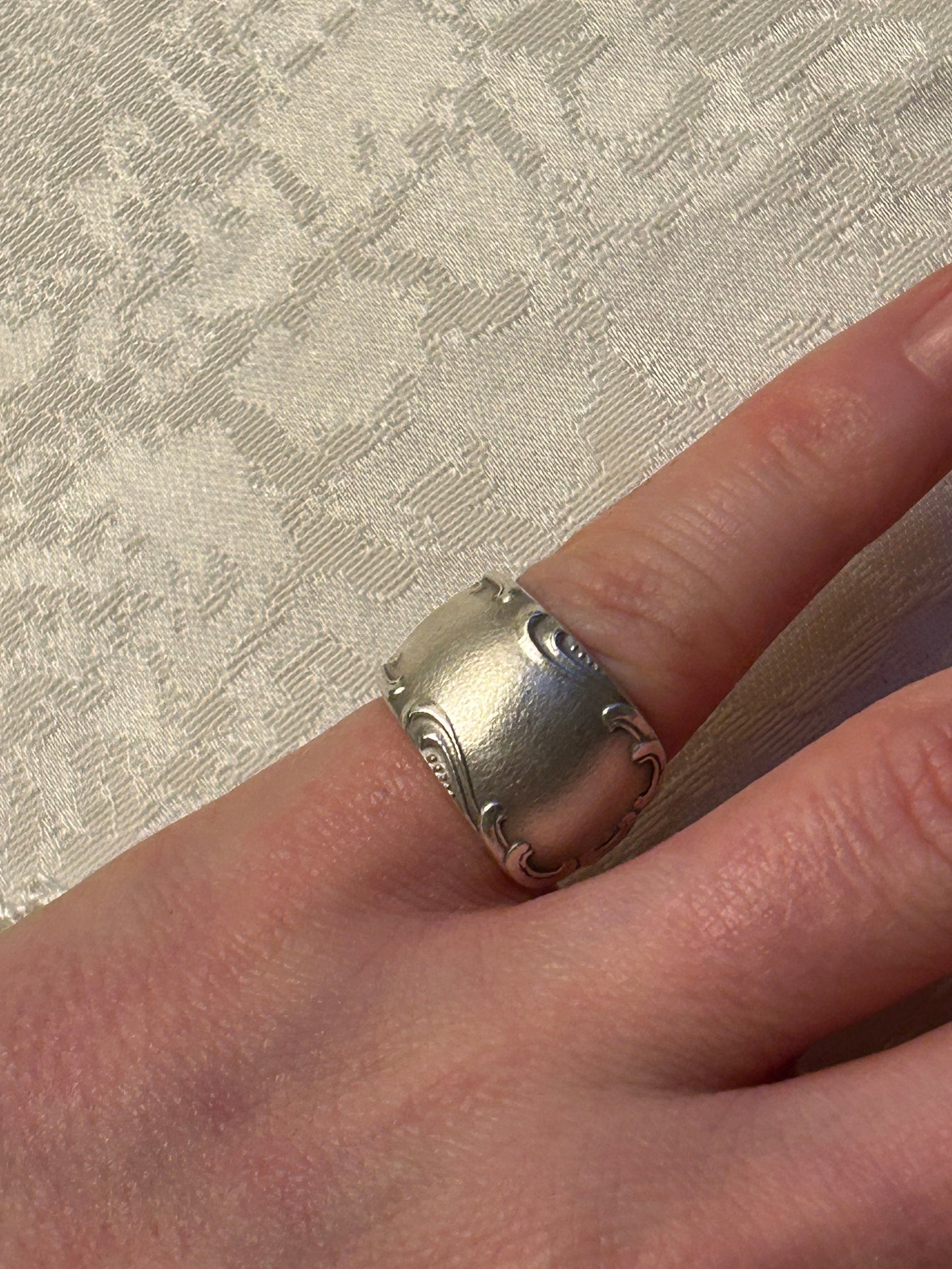 The Dainty Ring🧚 (Small)