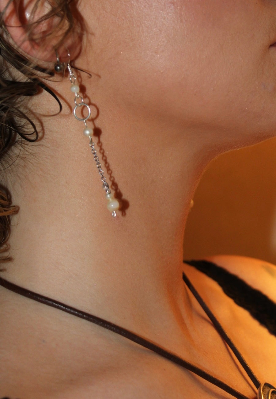 The Fallen Angel Earrings⛓️