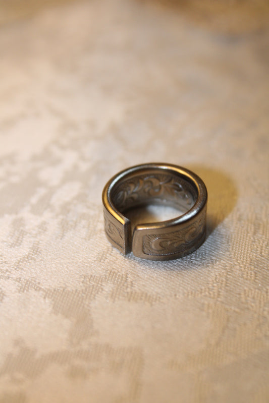 The Ornate Ring🌙 (small)