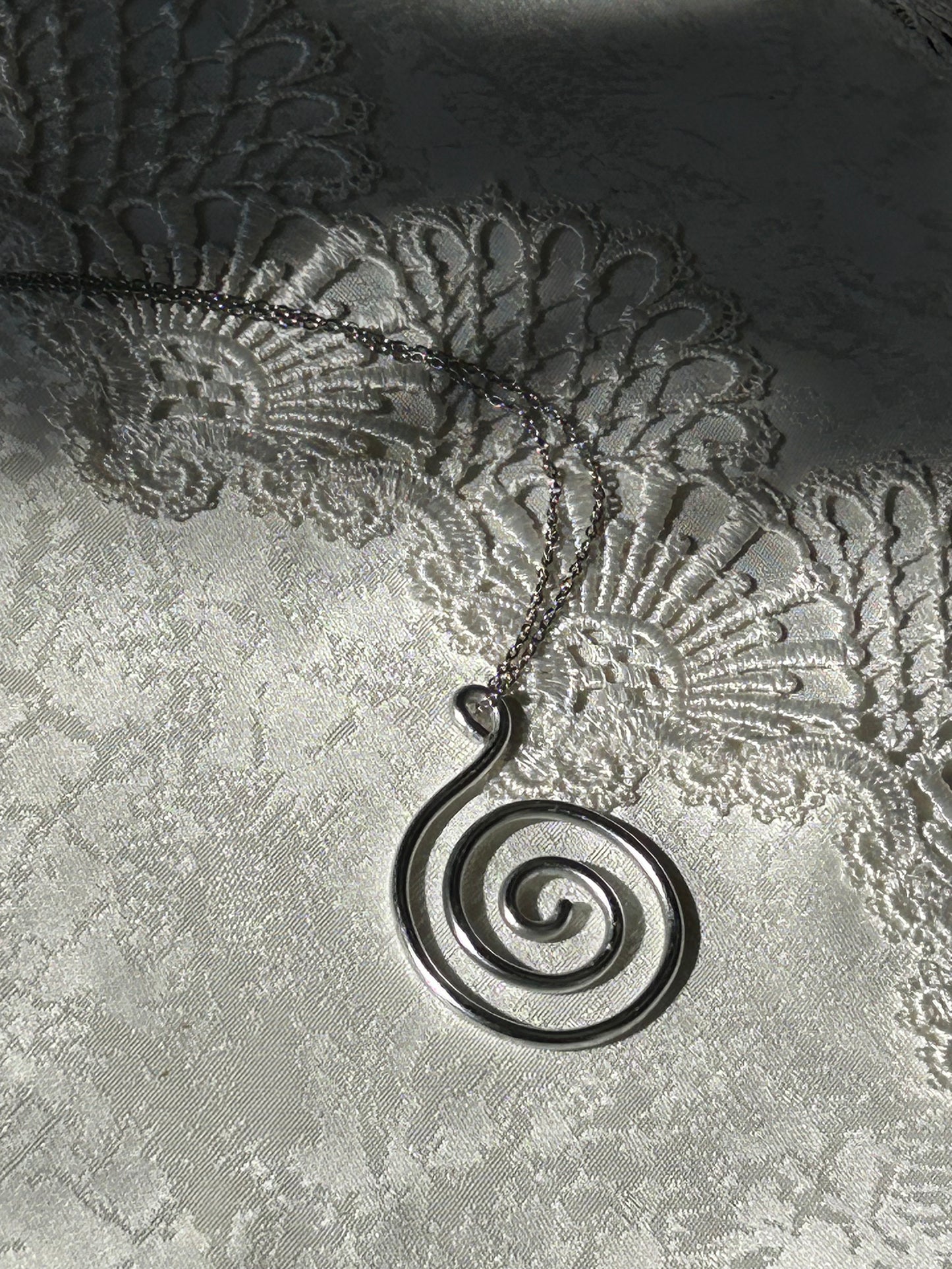 The Celtic Spiral Necklace🌀