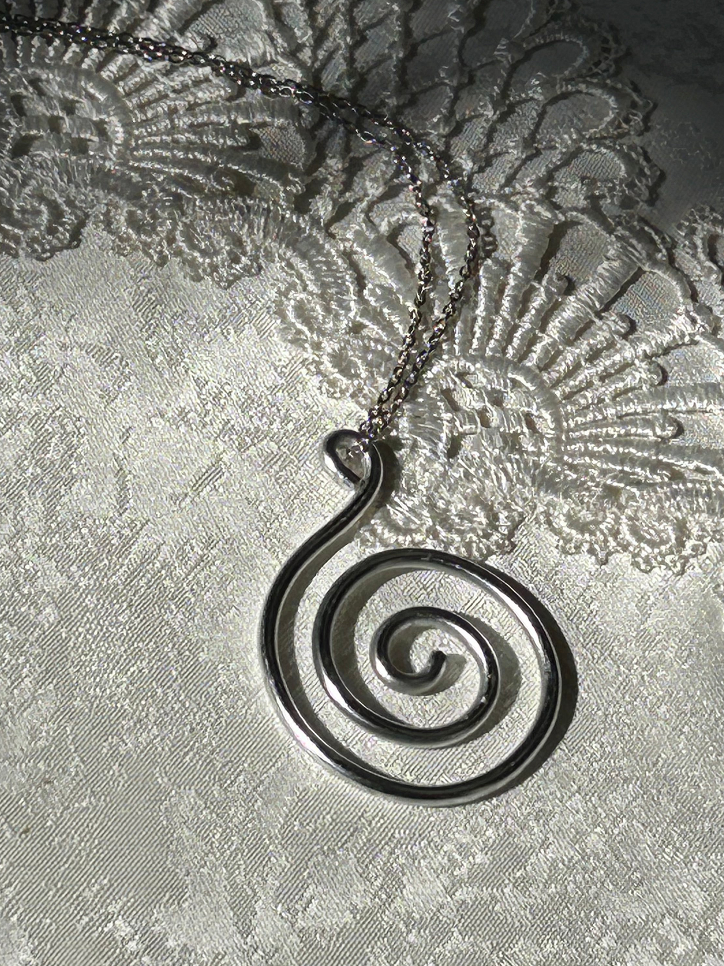 The Celtic Spiral Necklace🌀